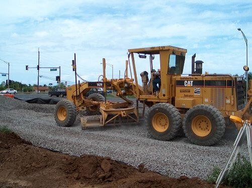 Spreading of the Coarse Aggregates (1)