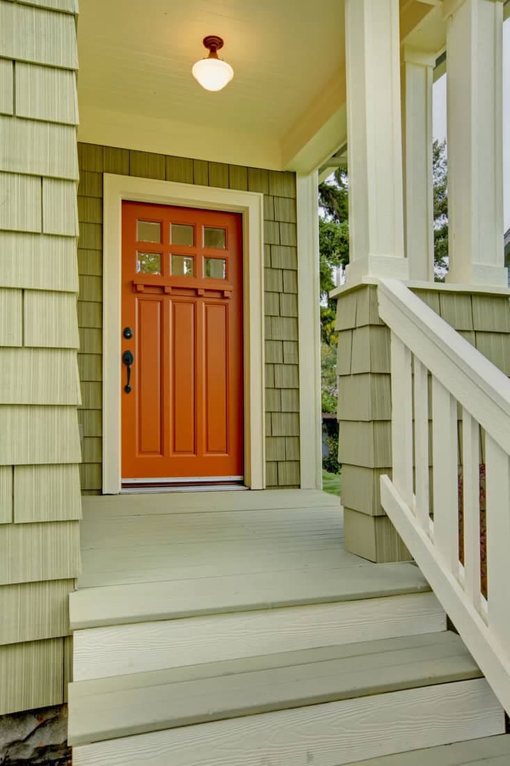 What Color Door Goes with Dark Green House