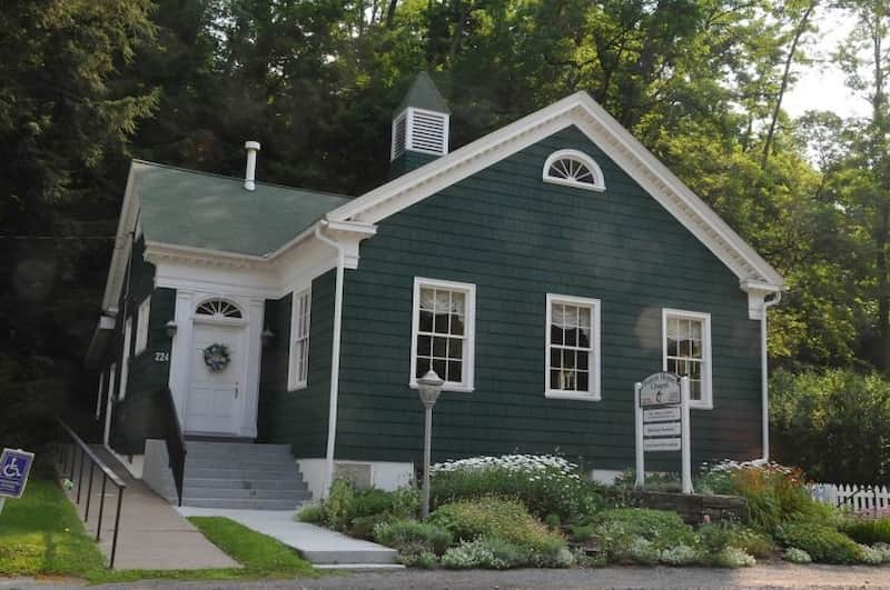 green vinyl siding colors, vinyl siding colors green, vinyl siding green colors, dark green vinyl siding, green vinyl siding house, blue green siding, blue green vinyl siding